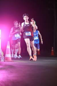 BIB: 43173, 43601
                            <button type="button" onclick="openModal(21242346)" class="btn btn-primary btn-sm float-right btn-popup" data-toggle="modal" data-target=".modal-high-quality">
                        <i class="fas fa-shopping-cart"></i> Add to Cart
                    </button>
                                            <button type="button" onclick="isThisMe(21242346, true)" class="btn btn-success btn-sm float-right btn-popup btn-isme hidden" data-toggle="tooltip" data-placement="bottom" title="นี่คือรูปของคุณใช่ไหม คลิกที่นี่เพื่อเอาเข้าอัลบั้ม">
                        <i class="fas fa-plus"></i> Add to album
                    </button>
                    <button type="button" onclick="isThisMe(21242346, false)" class="btn btn-warning btn-sm float-right btn-popup btn-isnotme hidden">
                        <i class="fas fa-ban"></i> Remove from album
                    </button>